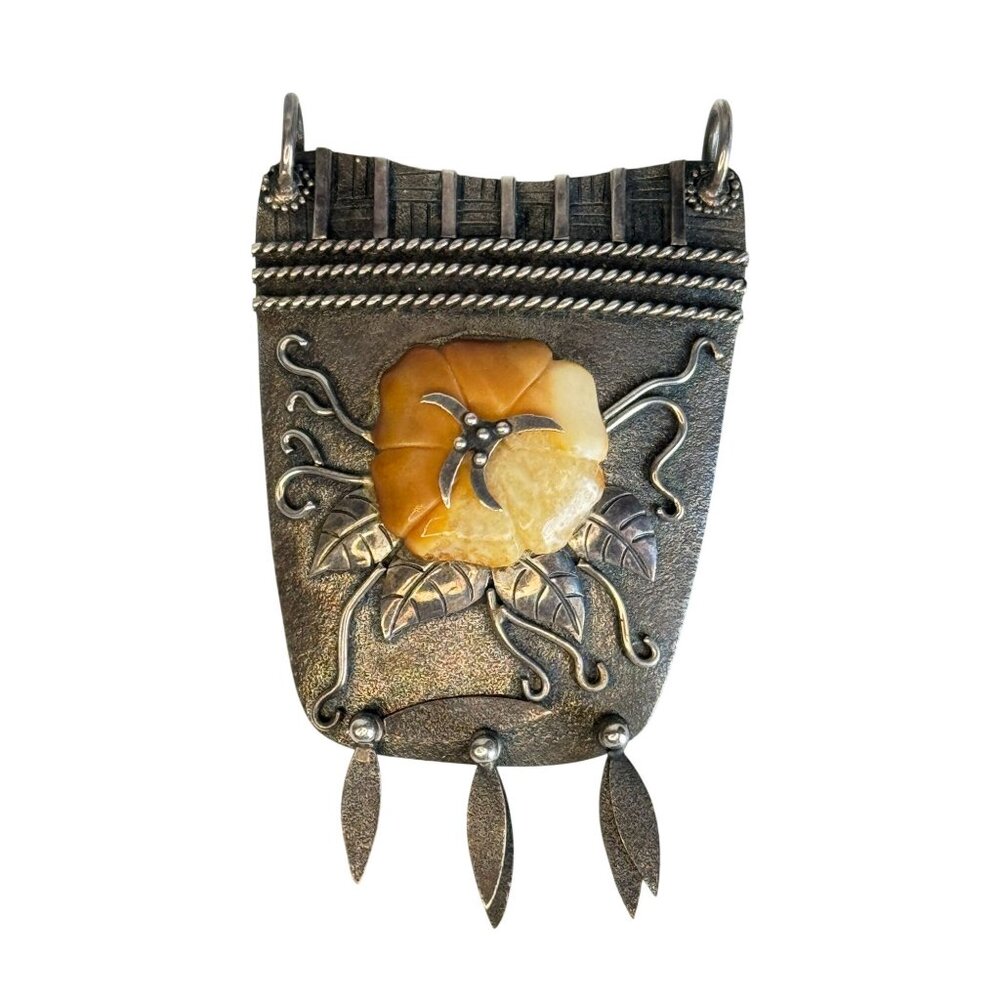 Zealandia Sterling Silver Tribal Flower Pendant With Honey Tone Carved Center 2 - Picture 3 of 7